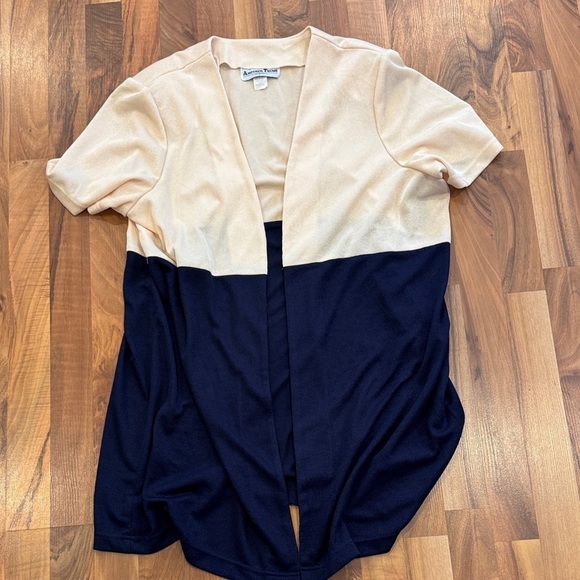 Another Thyme Tops - Elegant Two-Tone Open Front short sleeve cardigan